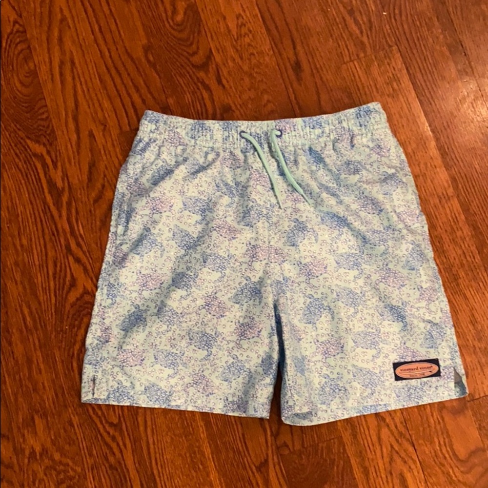Vineyard vines boys  bathing suit size M